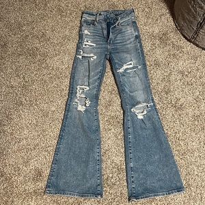 American Eagle Flared Bottom Destroyed Stretch Jean Size 0